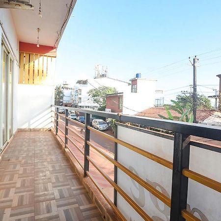 Fabexpress The Voyage Hotel Morjim Buitenkant foto